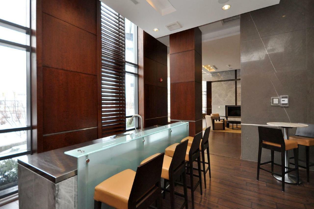 Urban Furnished Suites - Mississauga Eksteriør billede