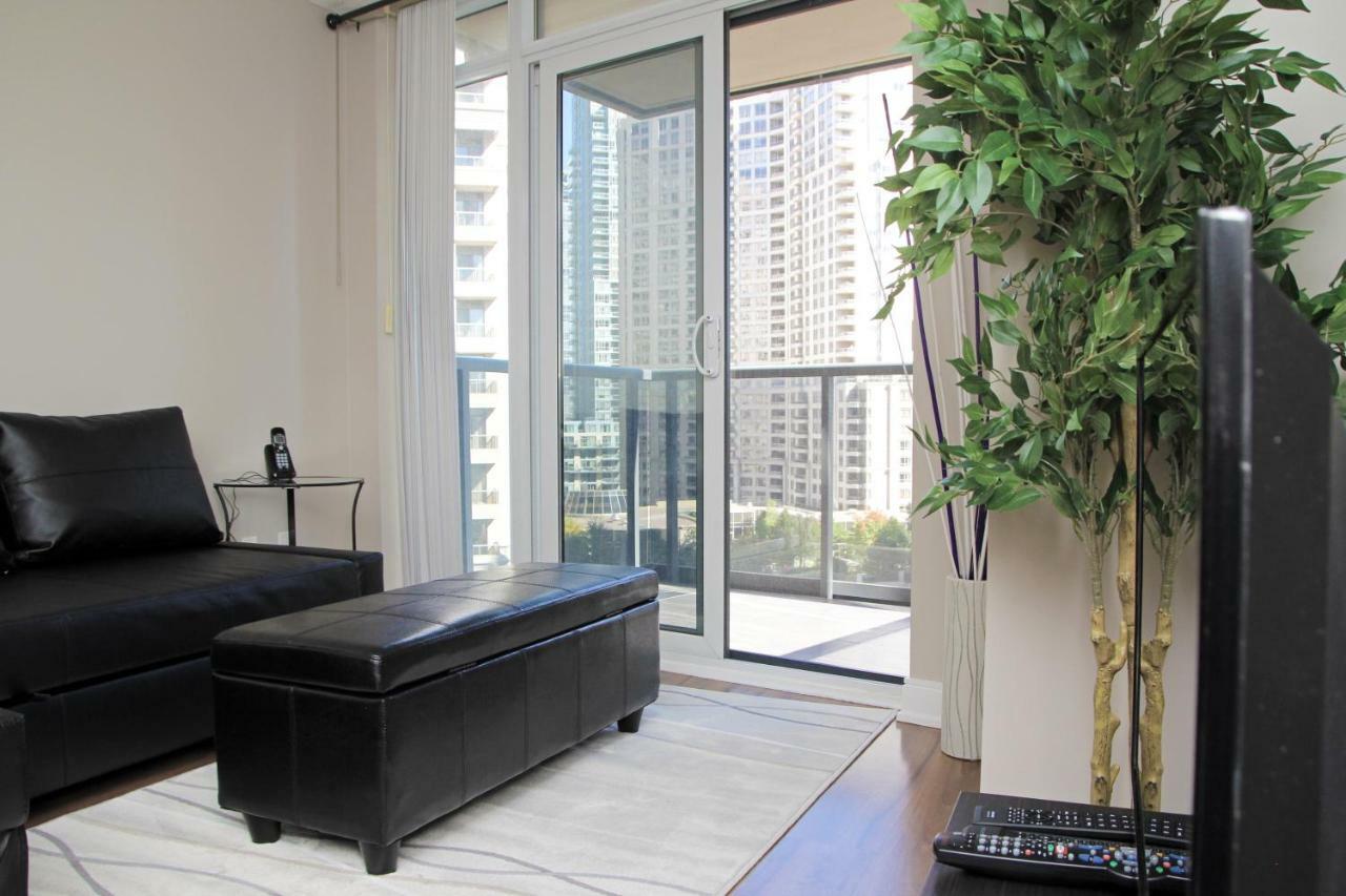 Urban Furnished Suites - Mississauga Eksteriør billede